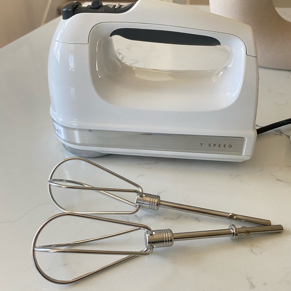 kitchenaid digital hand mixer
